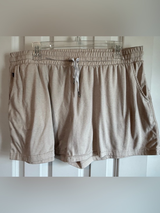 Pacific Trail Pants - Pacific Trail Beige Drawstring Athletic Shorts Size XL in great condition